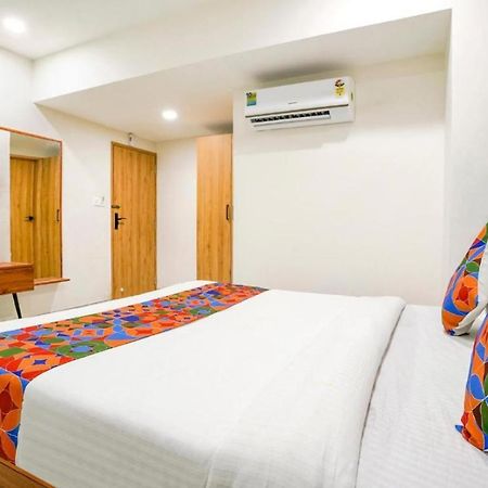 Hotel Tulip Light Mathura Bagian luar foto